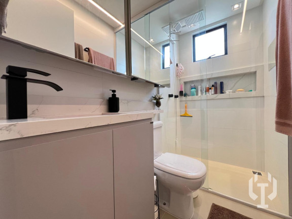 Imagem Apartamento com 3 Quartos à Venda, 123 m² em Meia Praia - Itapema Imagem Apartamento com 3 Quartos à Venda, 123 m² em Meia Praia - Itapema
