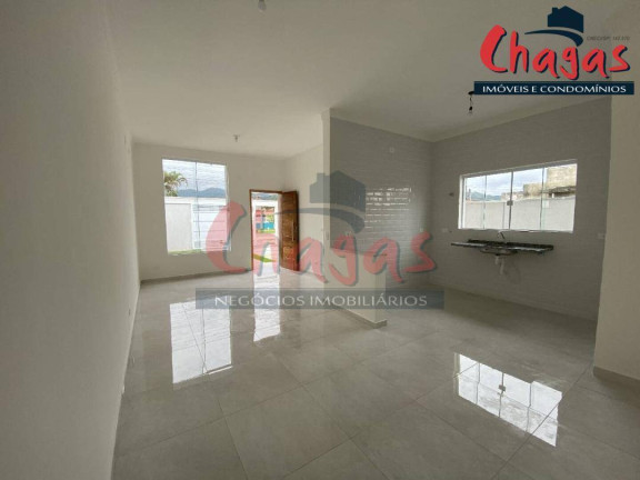 Imagem Casa com 3 Quartos à Venda, 245 m² em Gaivotas - Caraguatatuba Imagem Casa com 3 Quartos à Venda, 245 m² em Gaivotas - Caraguatatuba