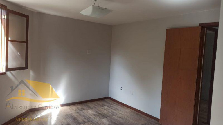 Imagem Apartamento com 5 Quartos à Venda, 210 m²