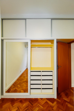 Imagem Imóvel com 2 Quartos à Venda, 75 m² em Botafogo - Rio De Janeiro Imagem Imóvel com 2 Quartos à Venda, 75 m² em Botafogo - Rio De Janeiro