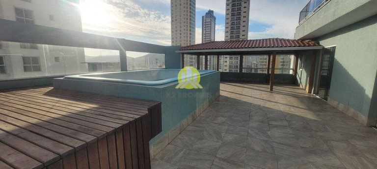 Cobertura com 6 Quartos à Venda, 470 m² em Centro - Balneário Camboriú