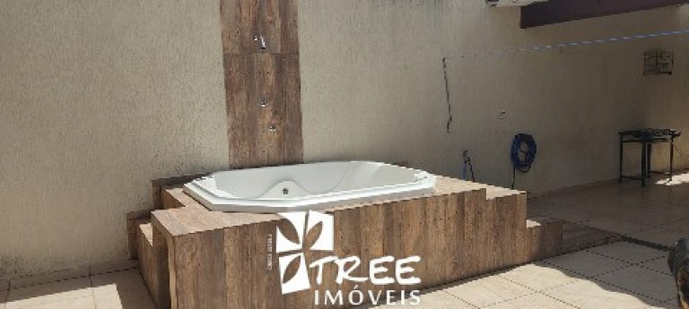 Imagem Casa com 3 Quartos à Venda, 209 m² em Jardim Cacique - Suzano