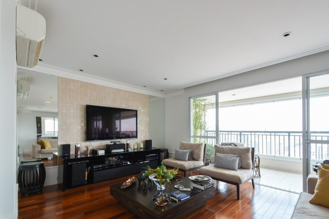 Imóvel com 4 Quartos à Venda, 245 m² em Vila Clementino - São Paulo