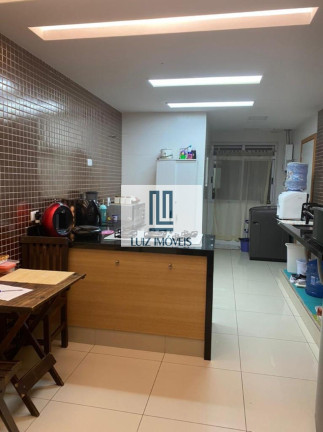 Imagem Imóvel com 3 Quartos à Venda, 140 m² em Centro - Três Rios Imagem Imóvel com 3 Quartos à Venda, 140 m² em Centro - Três Rios