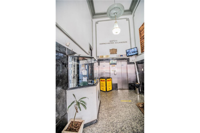 Imagem Imóvel Comercial à Venda, 44 m² em Centro Histórico - Porto Alegre Imagem Imóvel Comercial à Venda, 44 m² em Centro Histórico - Porto Alegre