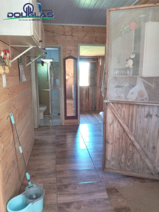 Imagem Casa com 2 Quartos à Venda, 750 m² em Viamão Imagem Casa com 2 Quartos à Venda, 750 m² em Viamão