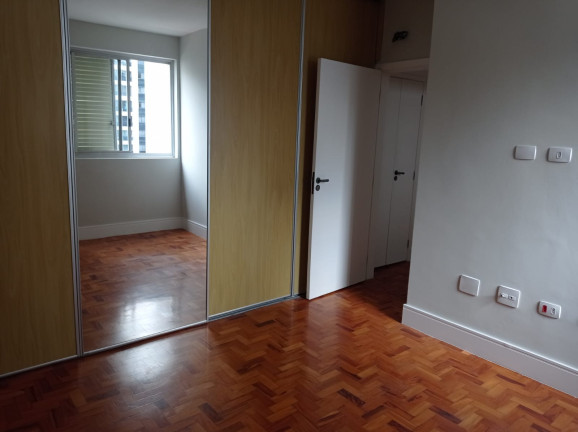 Imagem Imóvel com 3 Quartos à Venda, 130 m² em Jardim América - São Paulo