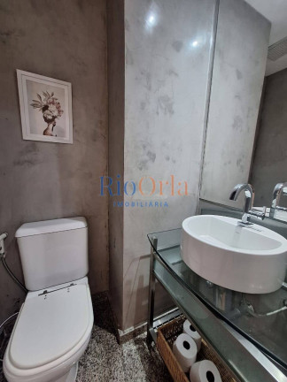 Imagem Apartamento com 3 Quartos à Venda, 129 m² em Barra Da Tijuca - Rio De Janeiro