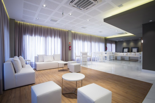 Imagem Imóvel com 2 Quartos à Venda, 77 m² em Petrópolis - Porto Alegre