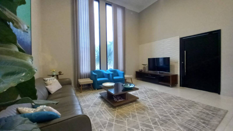 Imagem Casa com 3 Quartos à Venda, 325 m² em Residencial Ouroville - Taubaté