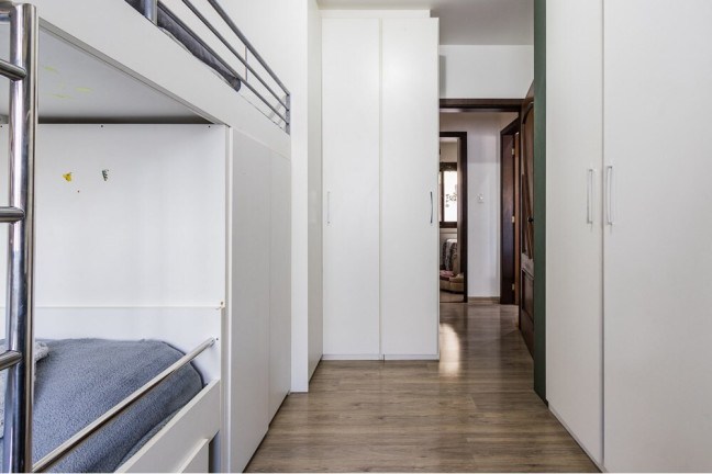 Imagem Imóvel com 3 Quartos à Venda, 161 m² em Jardim Itu - Porto Alegre Imagem Imóvel com 3 Quartos à Venda, 161 m² em Jardim Itu - Porto Alegre