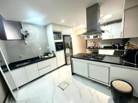 Imagem Casa com 3 Quartos à Venda, 136 m² em Jardim Camburi - Vitória Imagem Casa com 3 Quartos à Venda, 136 m² em Jardim Camburi - Vitória