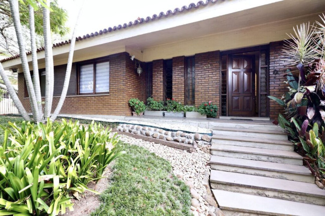 Imagem Casa com 3 Quartos à Venda, 459 m² em Cristal - Porto Alegre