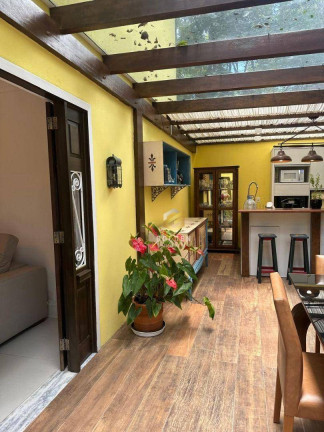 Imagem Casa com 3 Quartos à Venda, 350 m² em Praia Das Taquaras - Balneário Camboriú Imagem Casa com 3 Quartos à Venda, 350 m² em Praia Das Taquaras - Balneário Camboriú