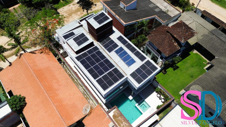 Imagem Casa de Condomínio com 5 Quartos à Venda, 350 m² em Lagoinha - Ubatuba Imagem Casa de Condomínio com 5 Quartos à Venda, 350 m² em Lagoinha - Ubatuba