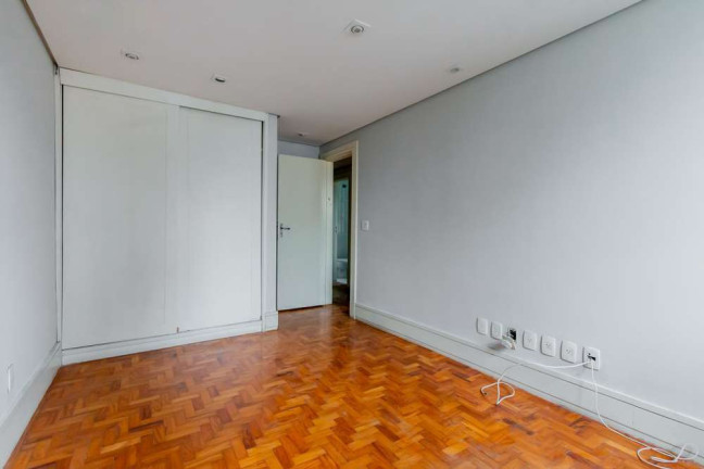 Imagem Apartamento com 3 Quartos à Venda, 135 m² em Cerqueira César - São Paulo Imagem Apartamento com 3 Quartos à Venda, 135 m² em Cerqueira César - São Paulo