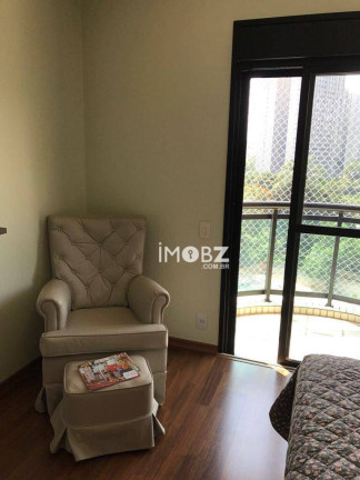 Imagem Imóvel com 3 Quartos à Venda, 191 m² em Vila Suzana - São Paulo