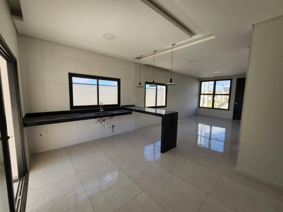 Imagem Casa com 3 Quartos à Venda, 250 m² em Parque Residencial Maria Elmira - Caçapava