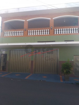 Sobrado com 5 Quartos à Venda,  em Vila Virgínia - Ribeirão Preto