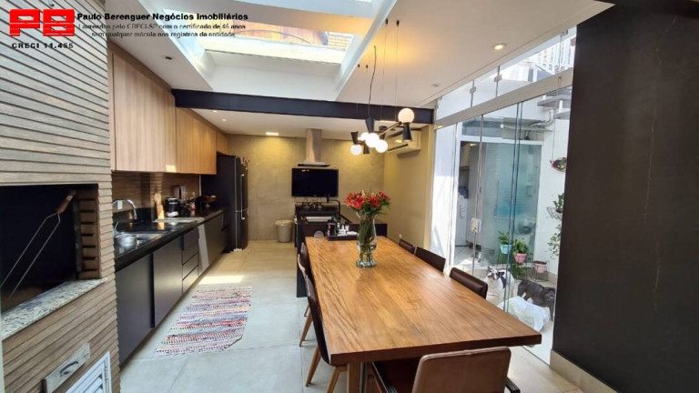 Imagem Casa com 2 Quartos à Venda, 200 m² em Vila Olímpia - São Paulo Imagem Casa com 2 Quartos à Venda, 200 m² em Vila Olímpia - São Paulo