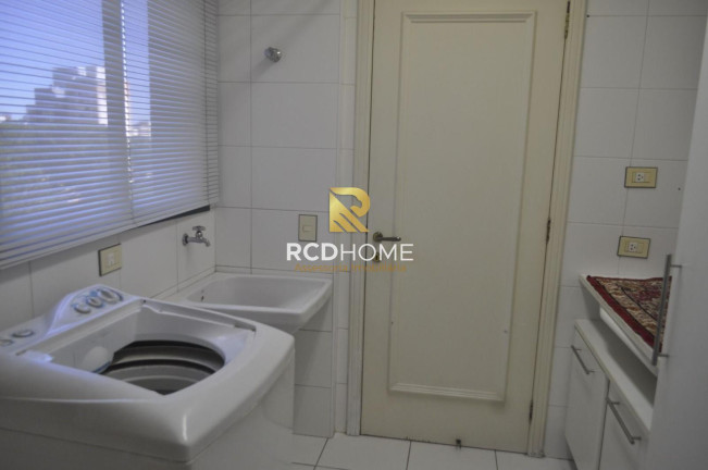 Imagem Apartamento com 3 Quartos à Venda, 140 m² em Centro - Curitiba