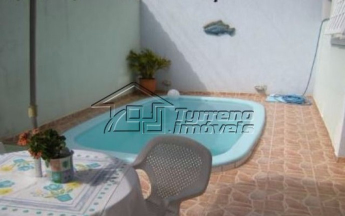Casa de Condomínio com 3 Quartos para Alugar, 200 m² em Urbanova - São José Dos Campos