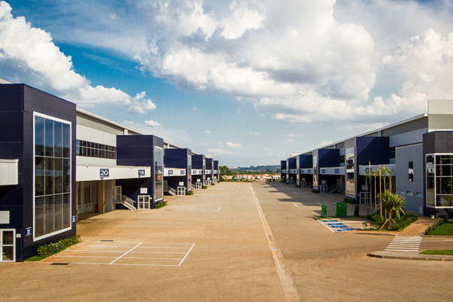 Imóvel para Alugar, 2.630 m² em Recanto Fortuna - Campinas