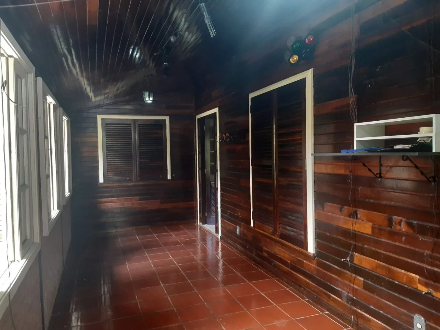 Imagem Casa com 3 Quartos à Venda, 244 m² em Colina (caucaia Do Alto) - Cotia Imagem Casa com 3 Quartos à Venda, 244 m² em Colina (caucaia Do Alto) - Cotia