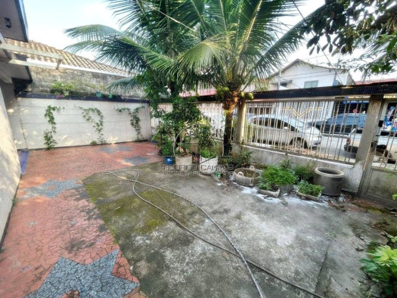 Imagem Casa com 3 Quartos à Venda, 10 m² em Mirim - Praia Grande