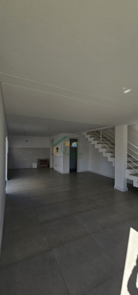 Imagem Sobrado com 3 Quartos à Venda, 111 m² em Bairro Alto - Curitiba Imagem Sobrado com 3 Quartos à Venda, 111 m² em Bairro Alto - Curitiba