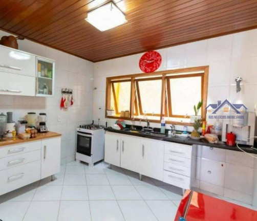 Imagem Casa com 3 Quartos à Venda, 240 m² em Paraíso Do Morumbi - São Paulo Imagem Casa com 3 Quartos à Venda, 240 m² em Paraíso Do Morumbi - São Paulo