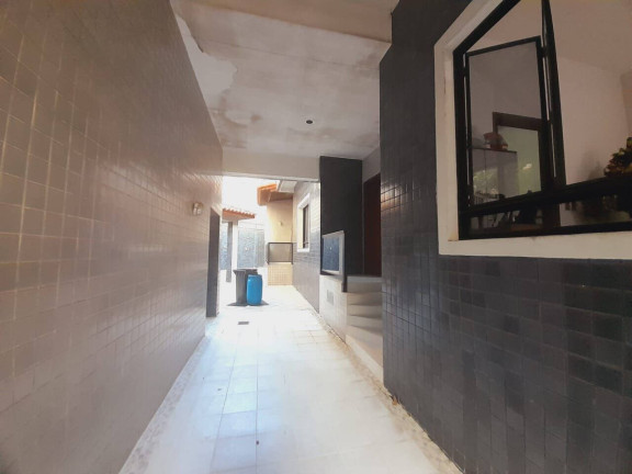 Imagem Casa com 4 Quartos à Venda, 266 m² em Gonzaga - Santos Imagem Casa com 4 Quartos à Venda, 266 m² em Gonzaga - Santos