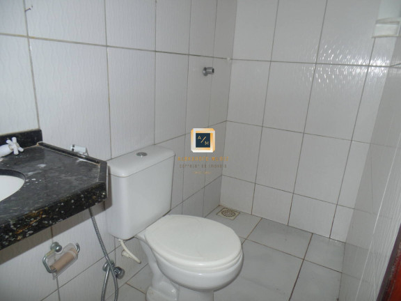 Imagem Casa com 3 Quartos à Venda, em Lagoa Redonda - Fortaleza Imagem Casa com 3 Quartos à Venda, em Lagoa Redonda - Fortaleza