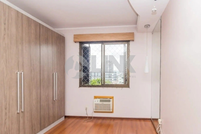 Imagem Apartamento com 3 Quartos à Venda, 70 m² em Cristo Redentor - Porto Alegre Imagem Apartamento com 3 Quartos à Venda, 70 m² em Cristo Redentor - Porto Alegre