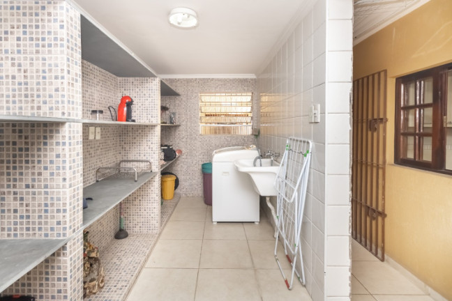 Imagem Casa com 3 Quartos à Venda, 380 m² em Vila Graciosa - São Paulo