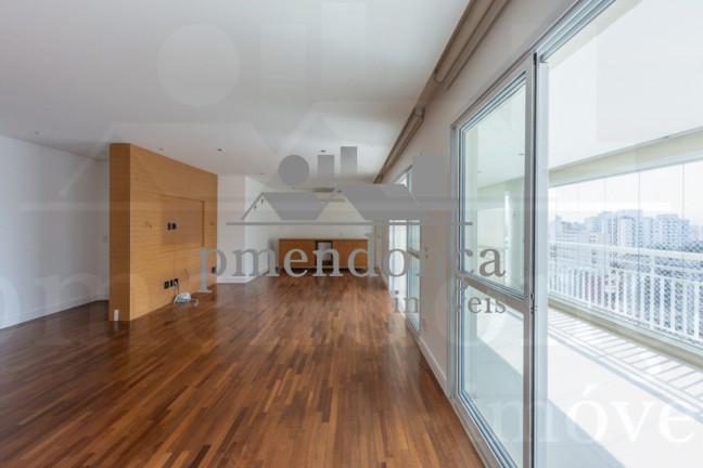 Apartamento com 3 Quartos à Venda, 201 m² em Sumaré - São Paulo