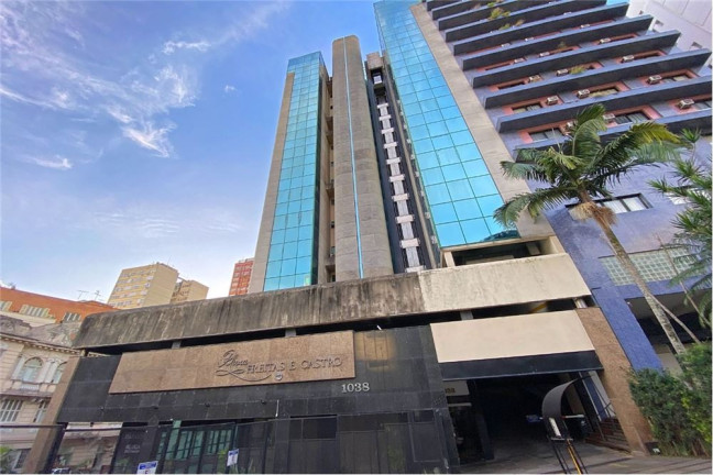 Imagem Sala Comercial à Venda, em Centro Histórico - Porto Alegre Imagem Sala Comercial à Venda, em Centro Histórico - Porto Alegre