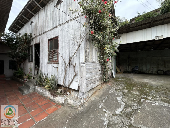 Imagem Casa com 8 Quartos à Venda, 350 m² em Tribess - Blumenau Imagem Casa com 8 Quartos à Venda, 350 m² em Tribess - Blumenau