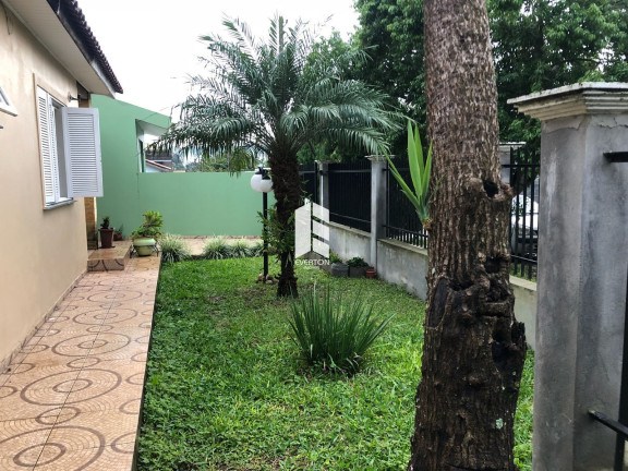 Imagem Casa com 4 Quartos à Venda,  em Camobi - Santa Maria