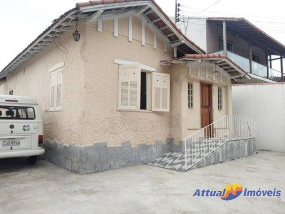 Imagem Casa com 5 Quartos à Venda, 186 m² em Várzea - Teresópolis