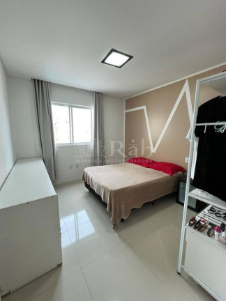 Imagem Apartamento com 3 Quartos à Venda, 115 m² em Centro - Balneário Camboriú Imagem Apartamento com 3 Quartos à Venda, 115 m² em Centro - Balneário Camboriú