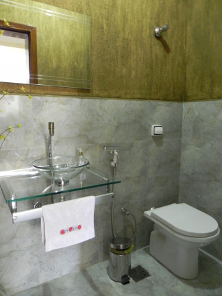 Imagem Casa com 3 Quartos à Venda, 264 m² em Guará I - Brasília Imagem Casa com 3 Quartos à Venda, 264 m² em Guará I - Brasília