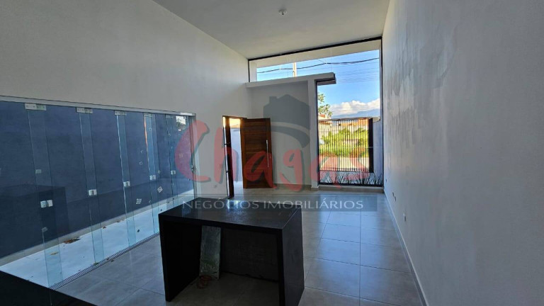 Imagem Casa com 2 Quartos à Venda, 130 m² em Golfinhos - Caraguatatuba