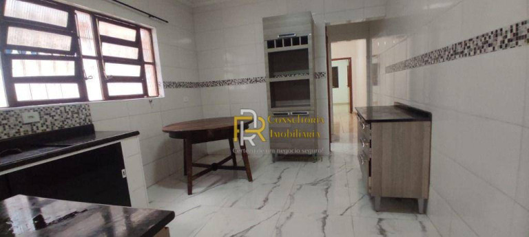 Imagem Casa com 2 Quartos à Venda, 125 m² em Vila Tupi - Praia Grande Imagem Casa com 2 Quartos à Venda, 125 m² em Vila Tupi - Praia Grande