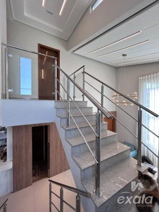 Imagem Sobrado com 4 Quartos à Venda, 300 m² em Parque Residencial Laranjeiras - Serra