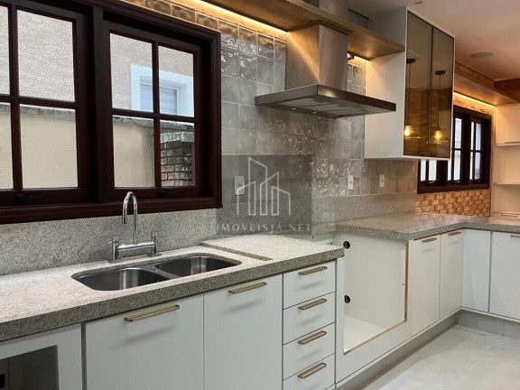 Imagem Casa com 4 Quartos à Venda, 305 m² em Alphaville - Santana De Parnaíba Imagem Casa com 4 Quartos à Venda, 305 m² em Alphaville - Santana De Parnaíba