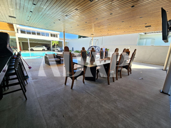 Imagem Casa com 6 Quartos à Venda, 1.100 m² em Barra Da Tijuca - Rio De Janeiro Imagem Casa com 6 Quartos à Venda, 1.100 m² em Barra Da Tijuca - Rio De Janeiro