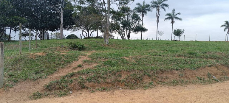 Imagem Terreno à Venda, 1.100 m² em Guarapari