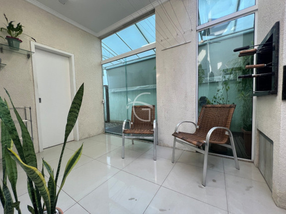 Imagem Casa com 3 Quartos à Venda, 130 m² em Glória - Joinville Imagem Casa com 3 Quartos à Venda, 130 m² em Glória - Joinville