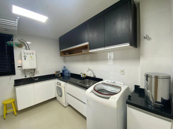 Imagem Apartamento com 4 Quartos à Venda, 208 m² em Meia Praia - Itapema
